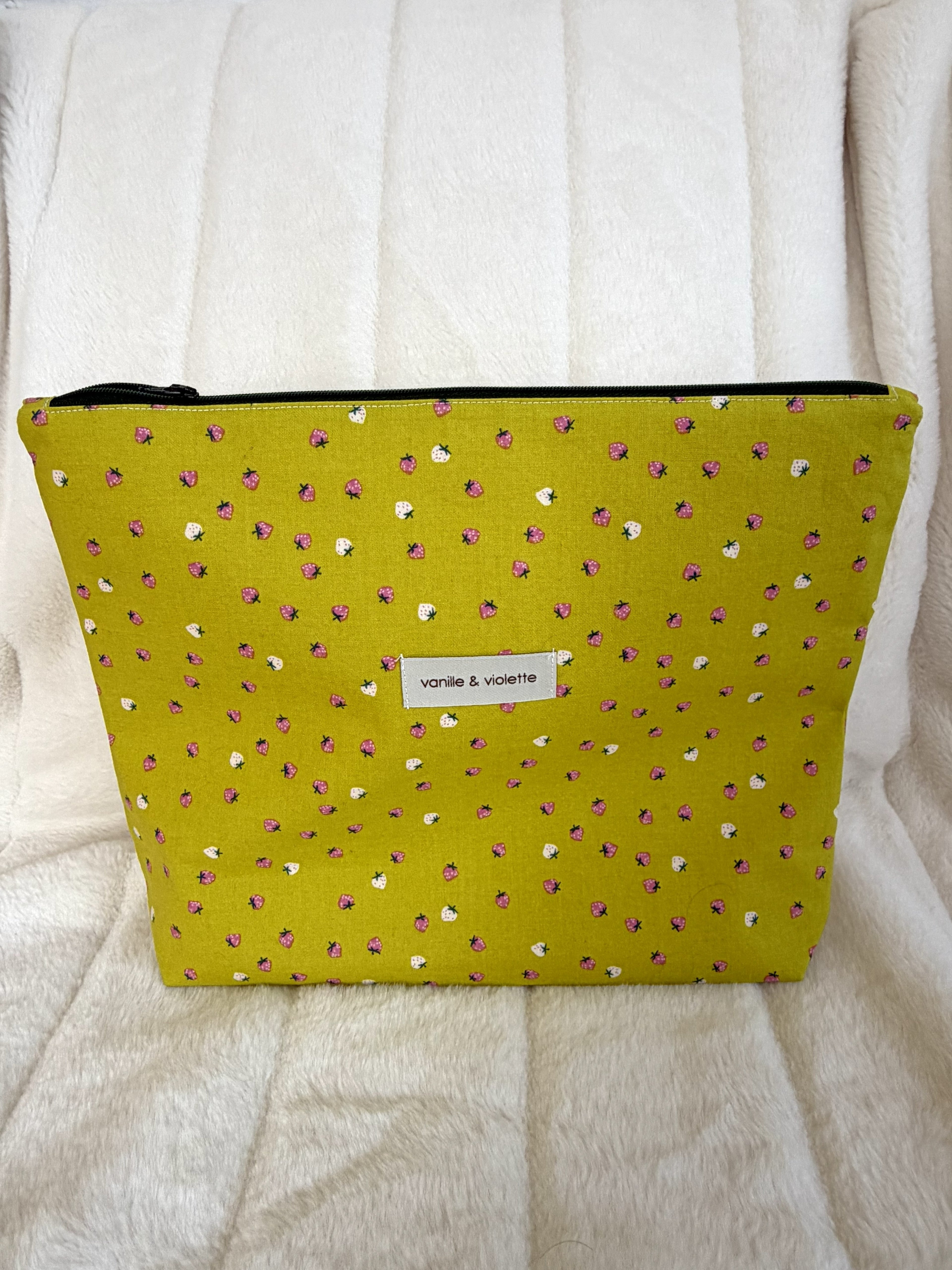 Mini Strawberry | Standard Project Bag